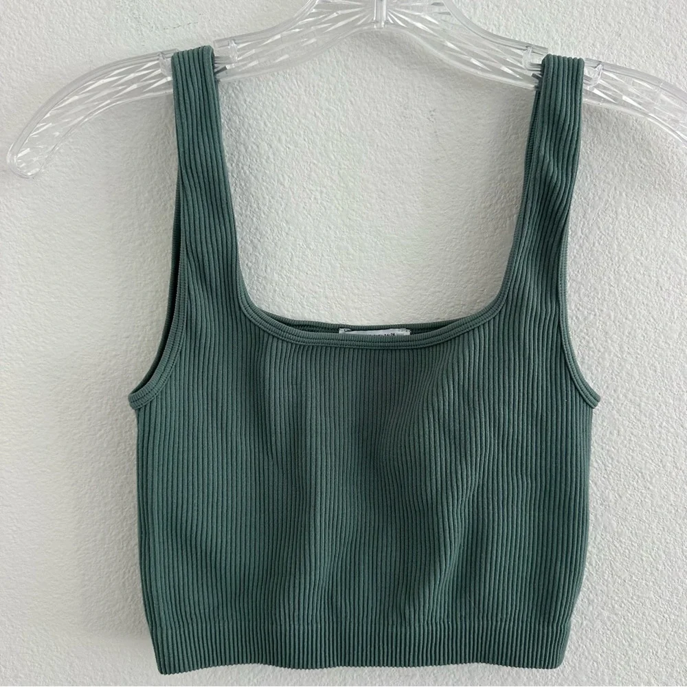 Zara Limitless Contour Collection Seamless Square Neck Crop Tank and Biker Short